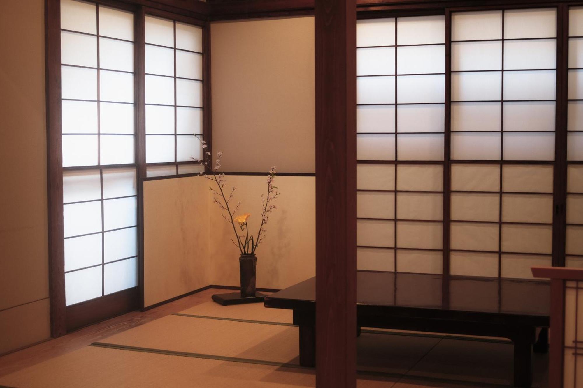 Ito 2* Tokyo