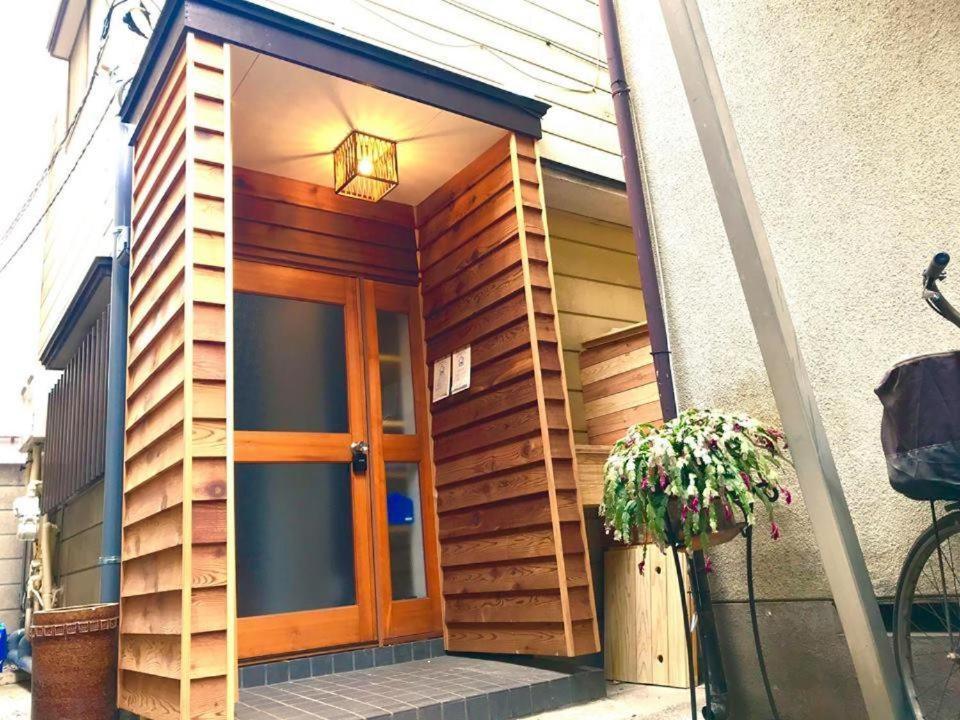 Apartment Den 7 *