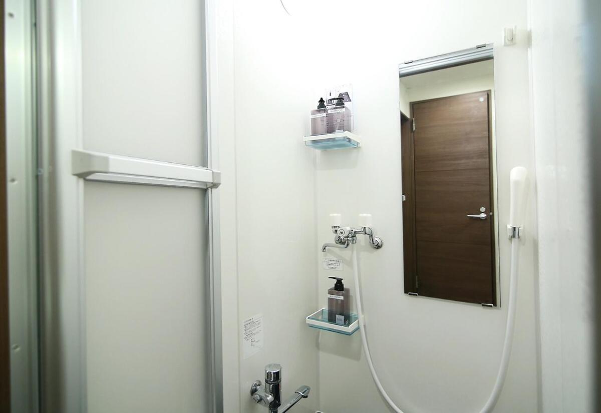 Apartment Quiet Area, Close To Station, Shinjuku, 202 *