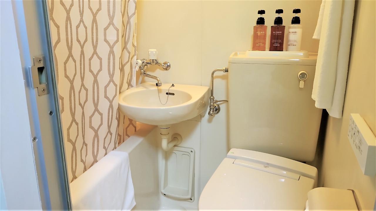 Ikebukuro Royal Higashiguchi Hotel 2*