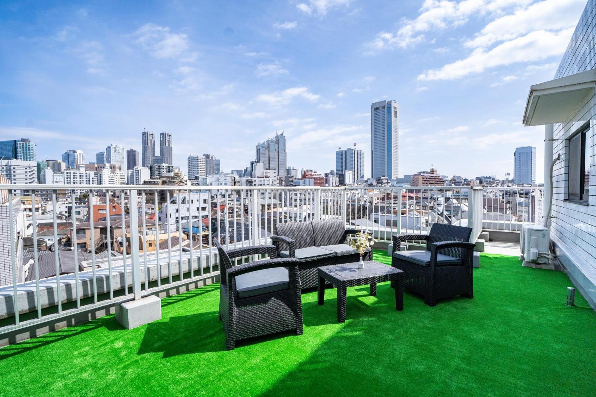 6th Floor 602 With Elevator, 700 Meters Walk From Nishi-shinjuku Gochome 4 Minutes To Shinjuku, 75 Square Meters 30 Square Meters Of Large Balcony