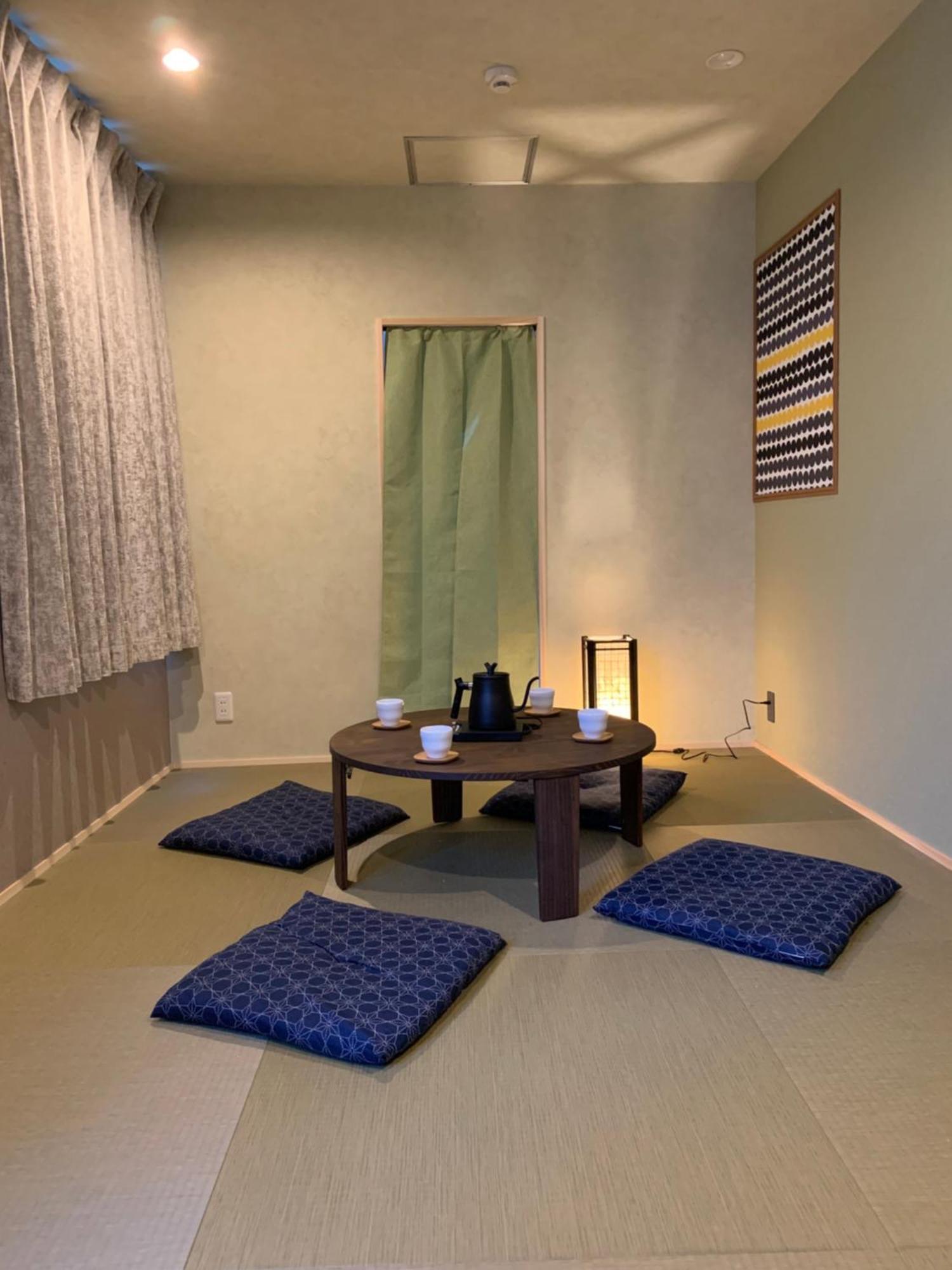 Prele Capsule hotel *