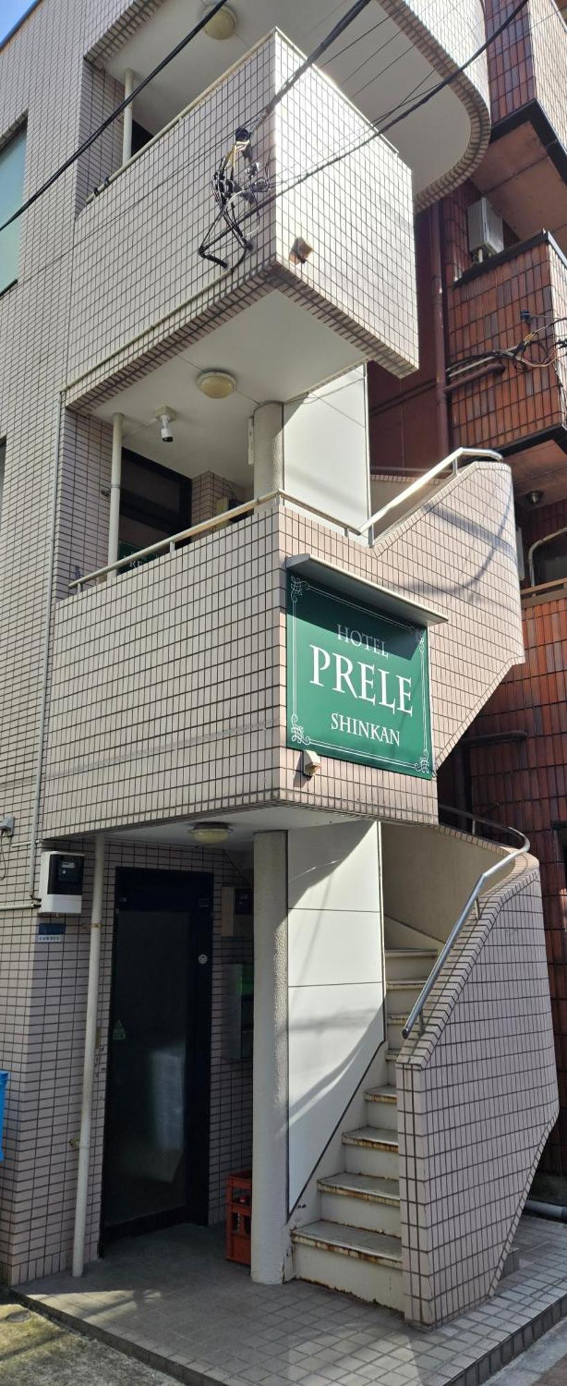 Prele Capsule hotel *