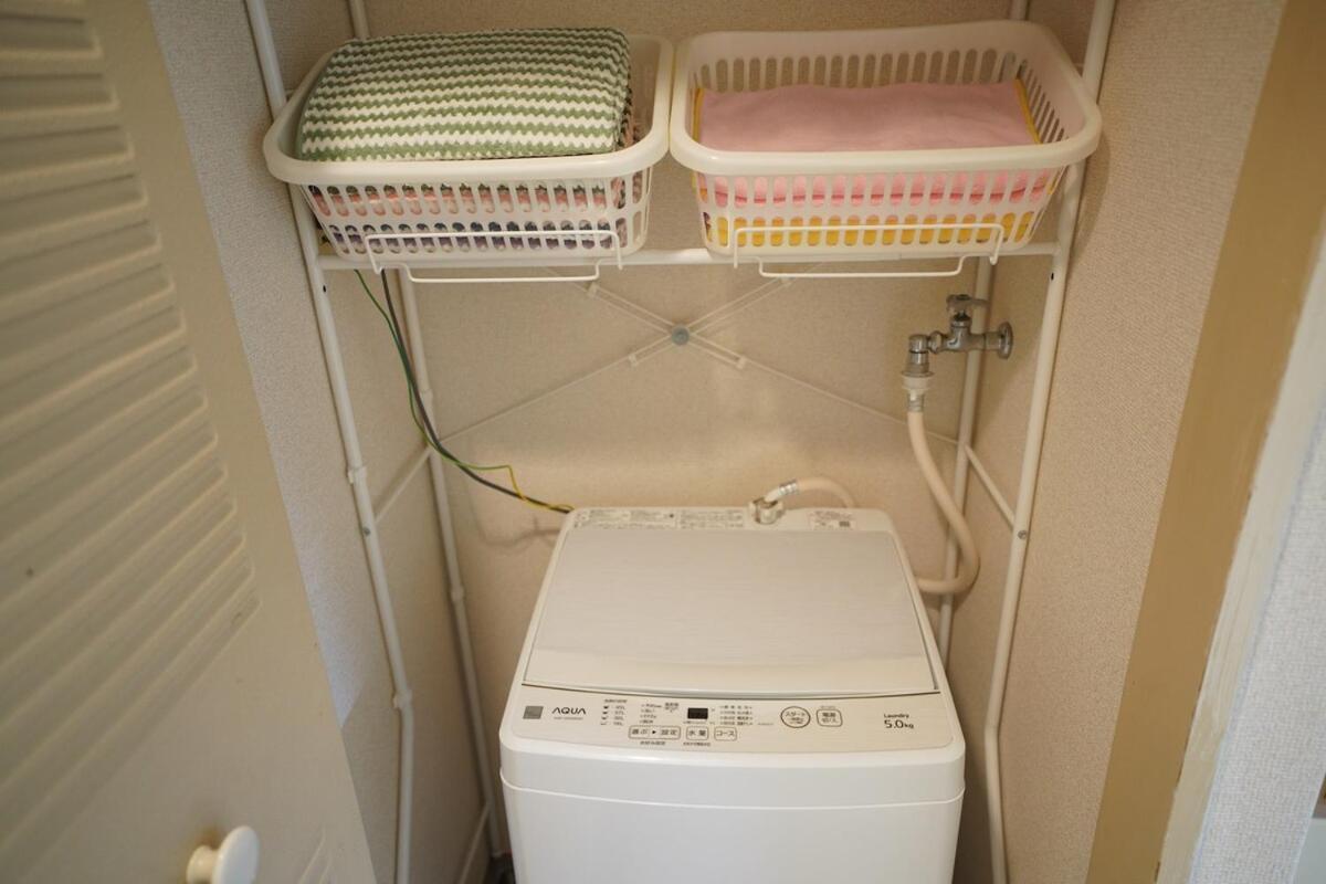 Apartment With Elevator, 700m 4 Min Walk From Nishi-shinjuku 5-chome, Direct Access To Shinjuku, 28 Sqm