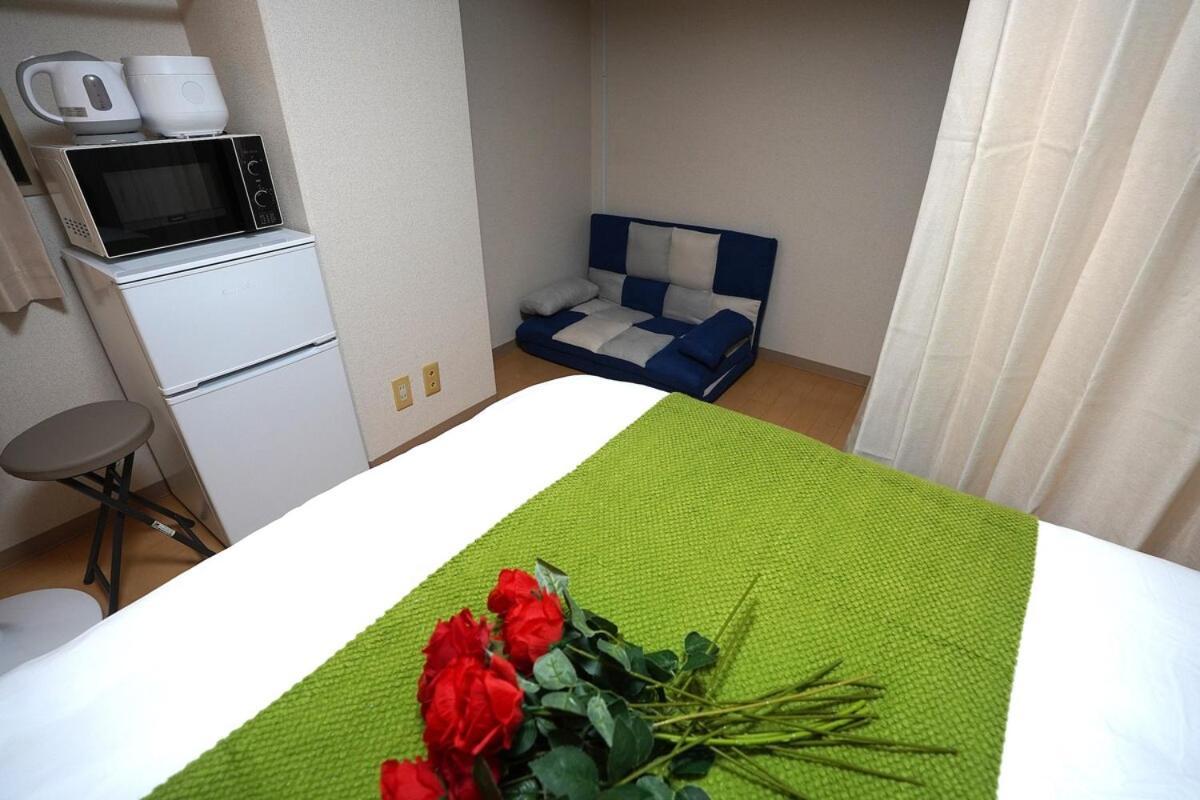 With Elevator, 700m 4 Min Walk From Nishi-shinjuku 5-chome, Direct Access To Shinjuku, 28 Sqm * Tokyo