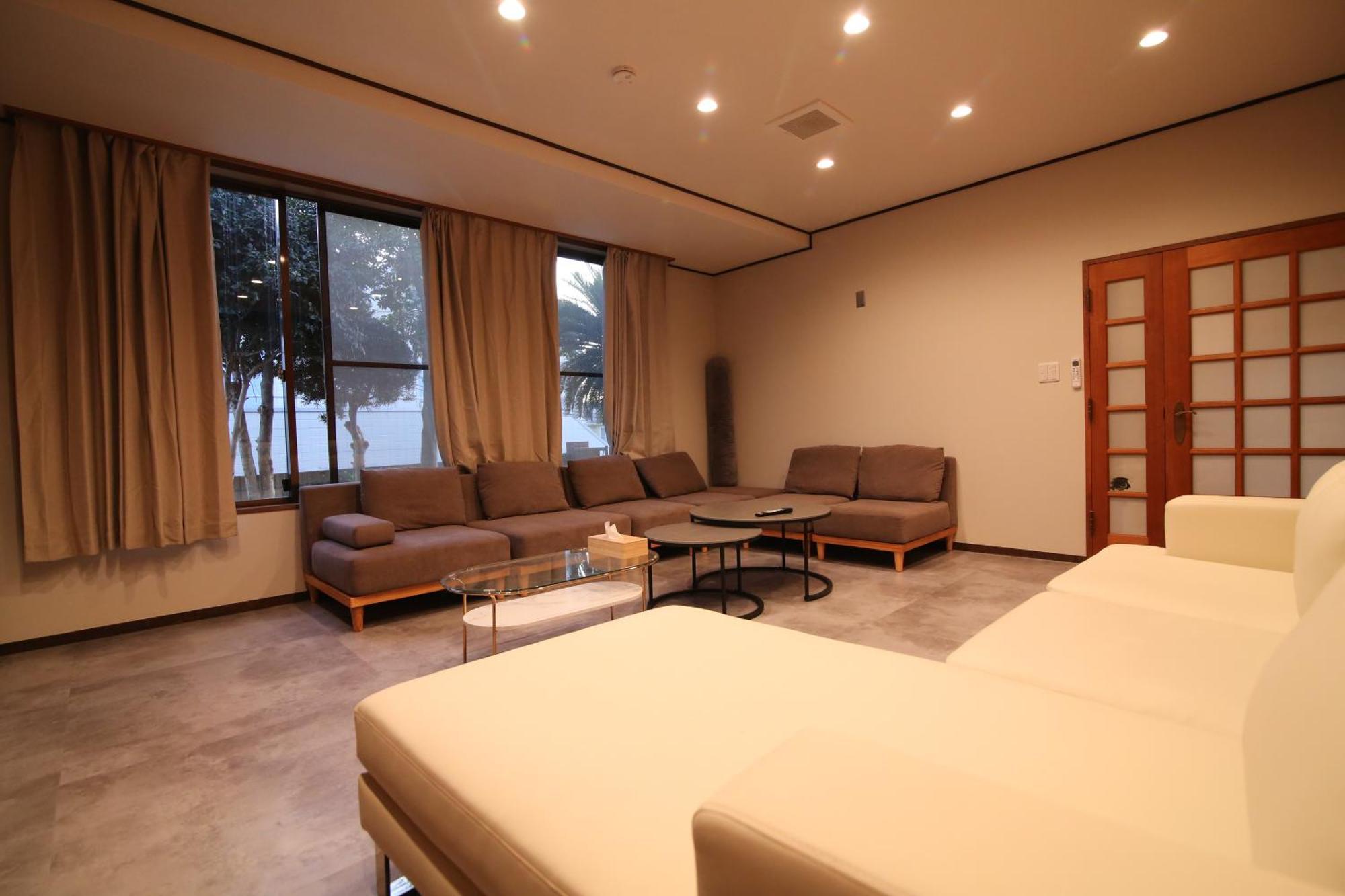 Nakai House Apartment *