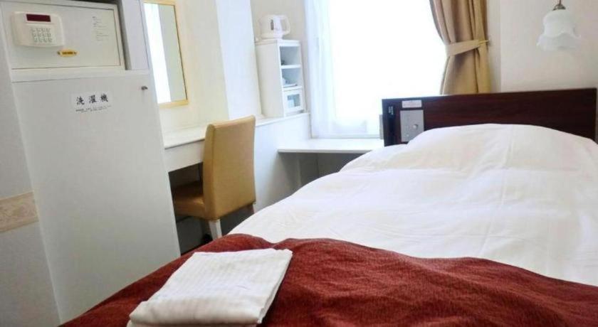 Hotel Shimbashi Sambankan