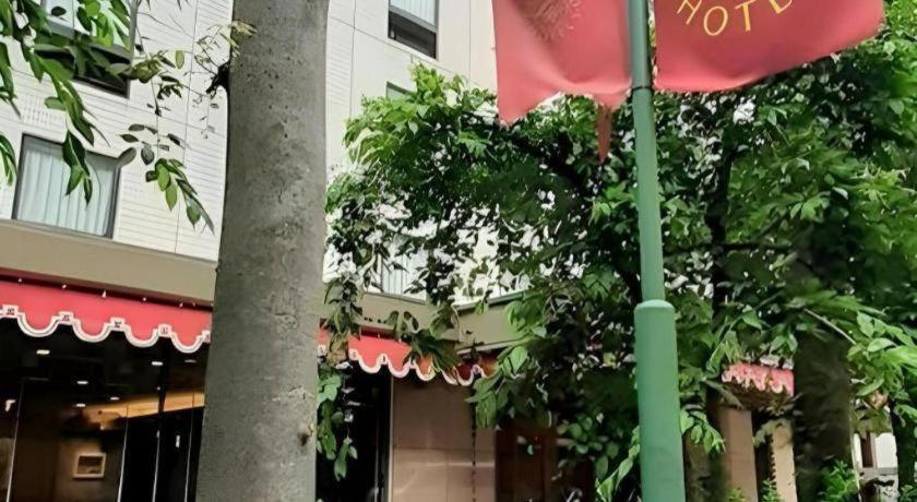 Diamond Hotel 3*