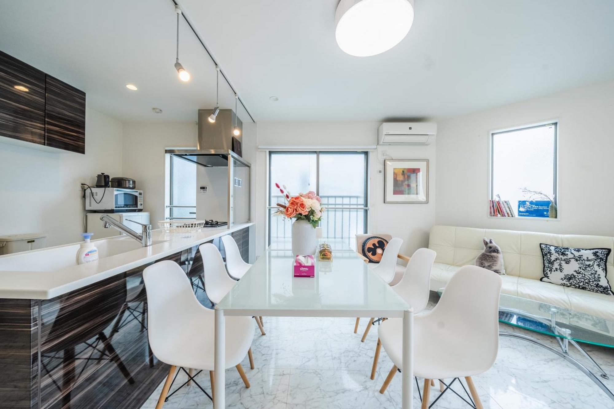 Qiqi House Tokyo: Spacious New For 8 With Easy Airport & Access *