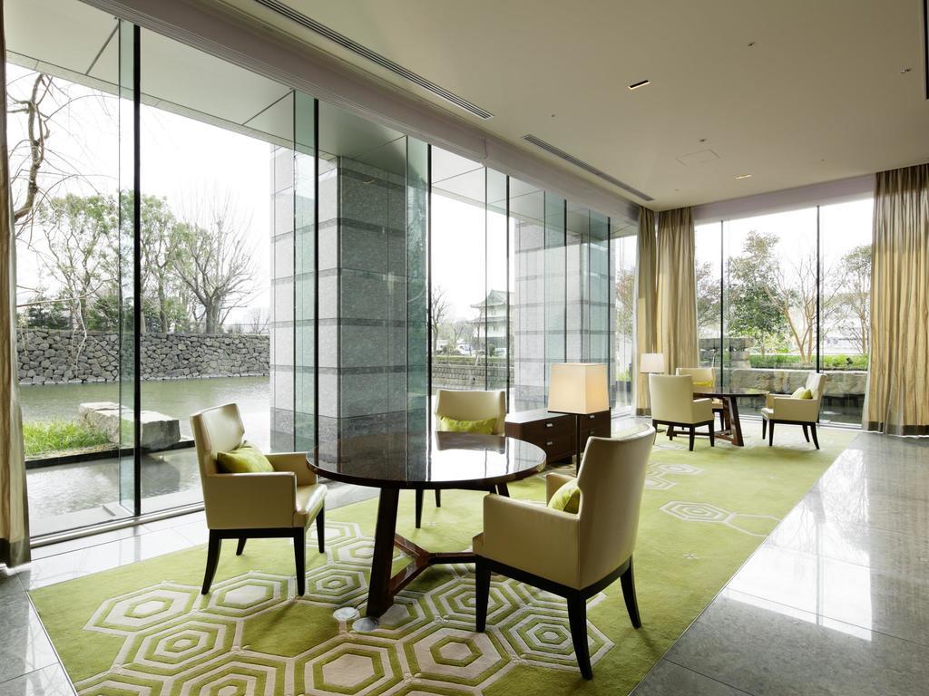 Palace 5*