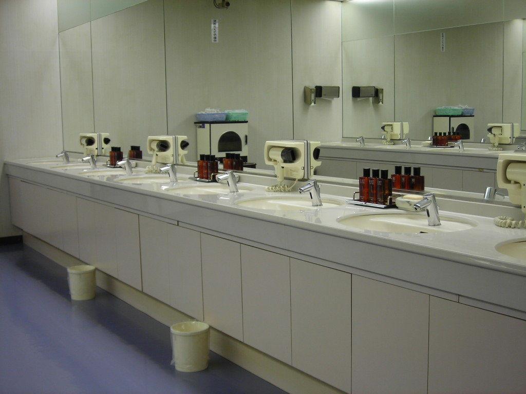 Capsule Kamata Tokyo