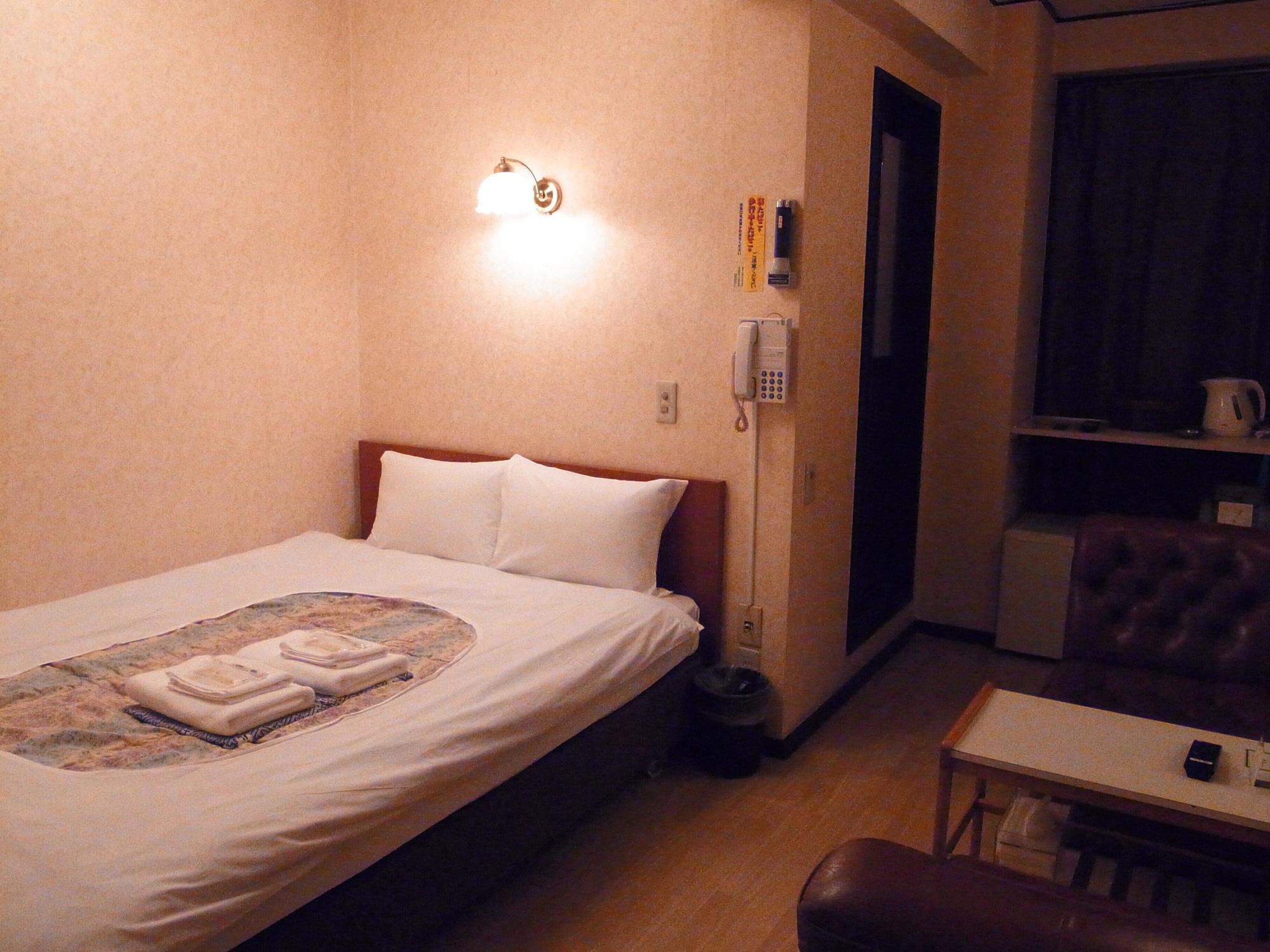 Apartment Kinuya Honkan *