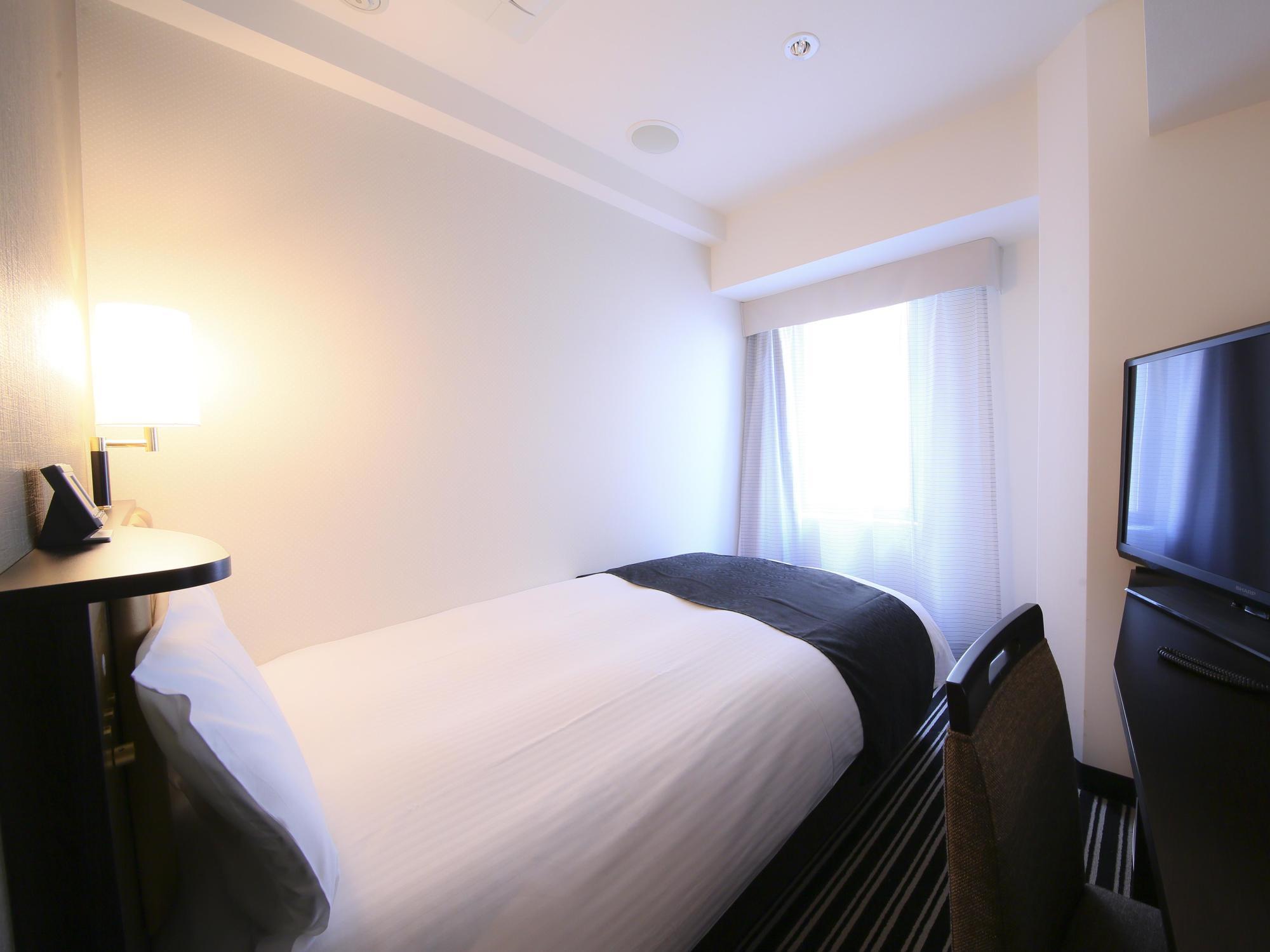 Apa Ginza Kyobashi Eki Yaesu Minamiguchi Hotel