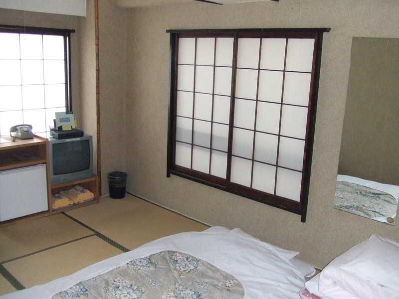 Apartment Kinuya Honkan