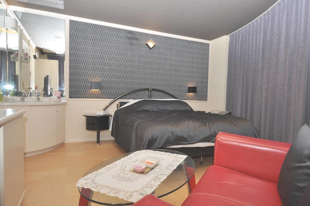 Boston Club (adults Only) Love hotel