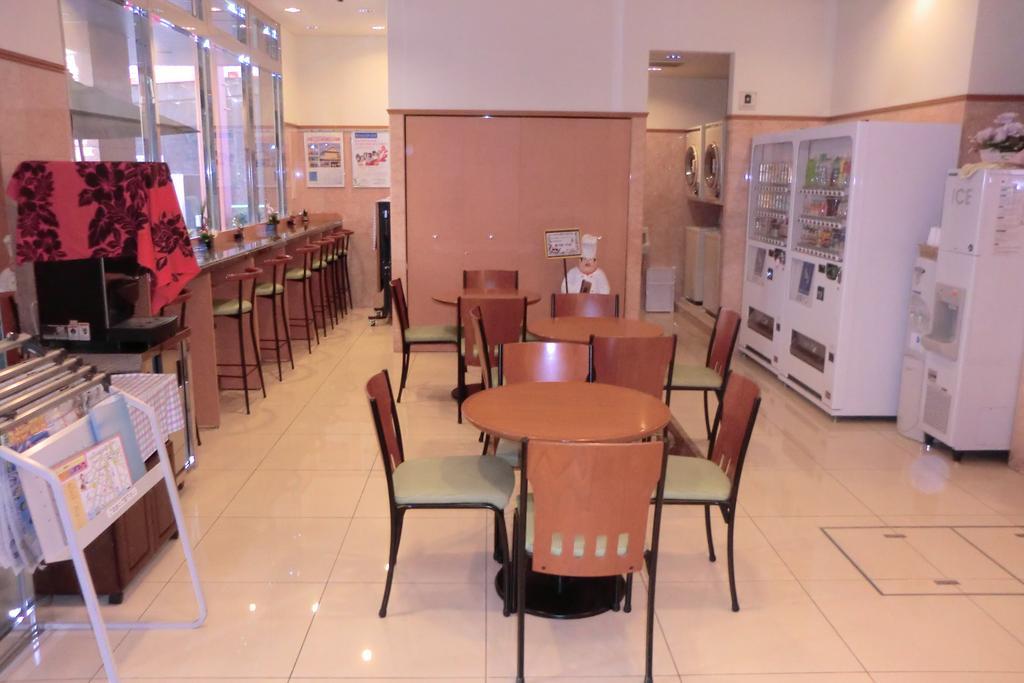 Hotel Toyoko Yamanote Sen Otsuka Eki Kita Guchi No 2 3*