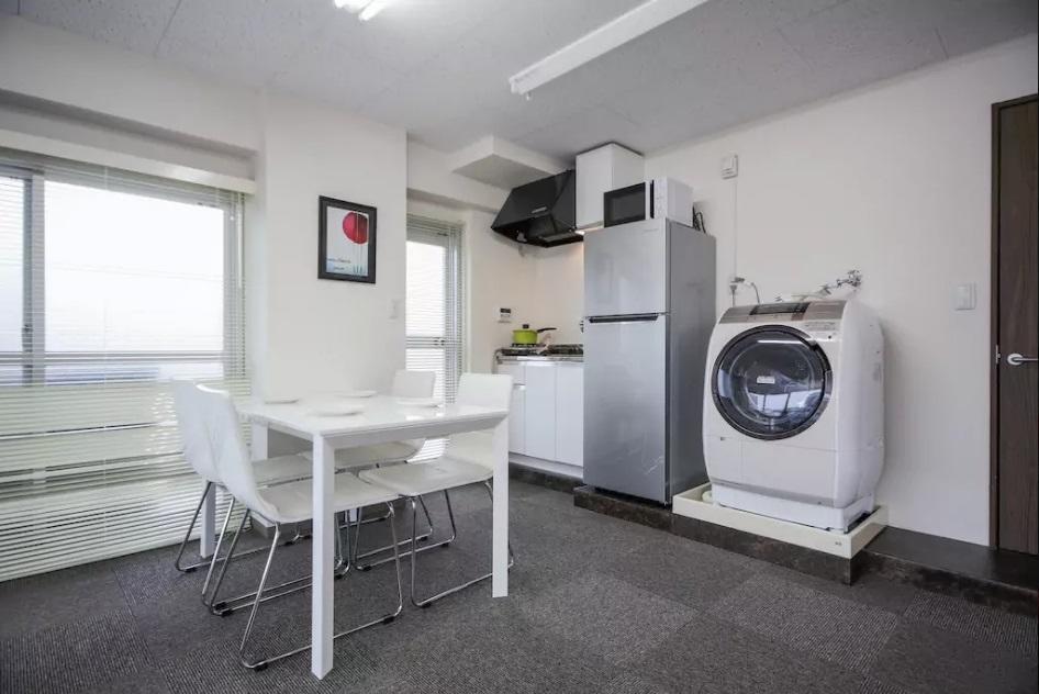 Imperial Palace Side Apartment *