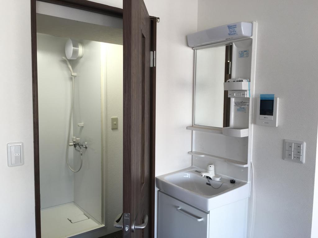 Imperial Palace Side Apartment Tokyo