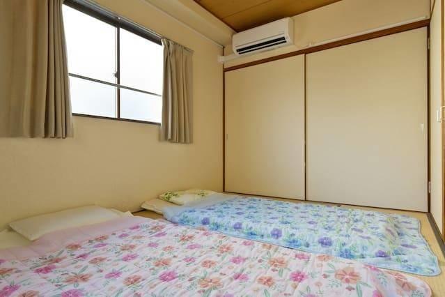 Shinjuku With 2 Bedrooms Apartment