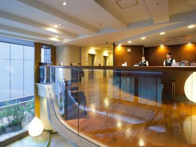 Pearl Yaesu Hotel