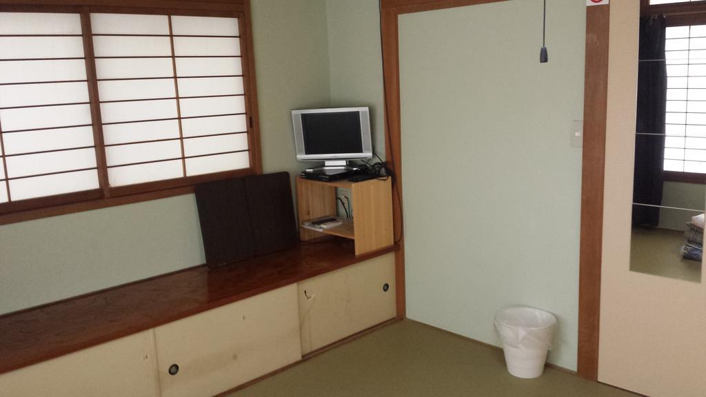 Guest house Aizuya