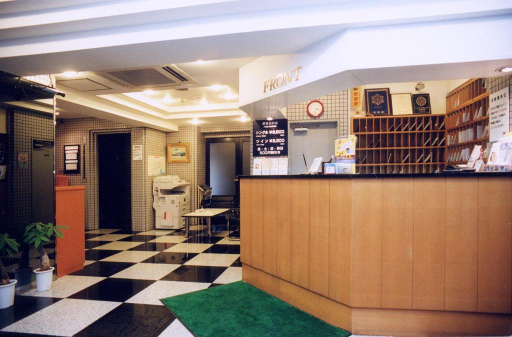 Red Roof Kamata / Haneda Hotel 3*