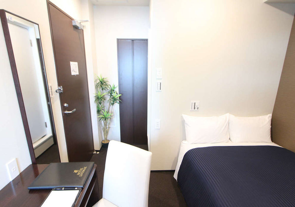 Livemax Kayabacho Hotel 3*