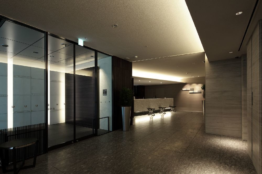 Via Higashiginza