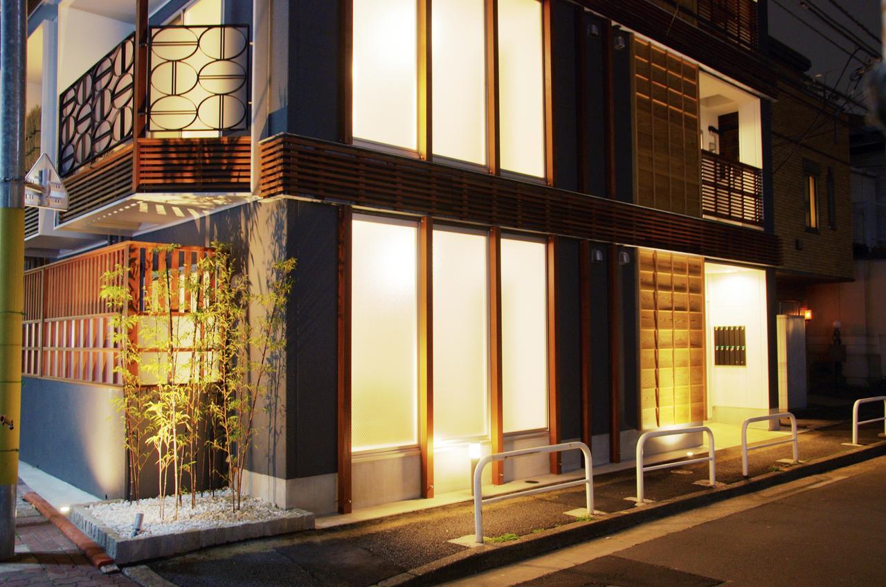 Numero Uno Hotel 2*