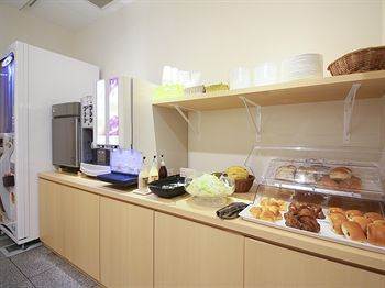 Hotel Urbain Haneda Kamata 3*