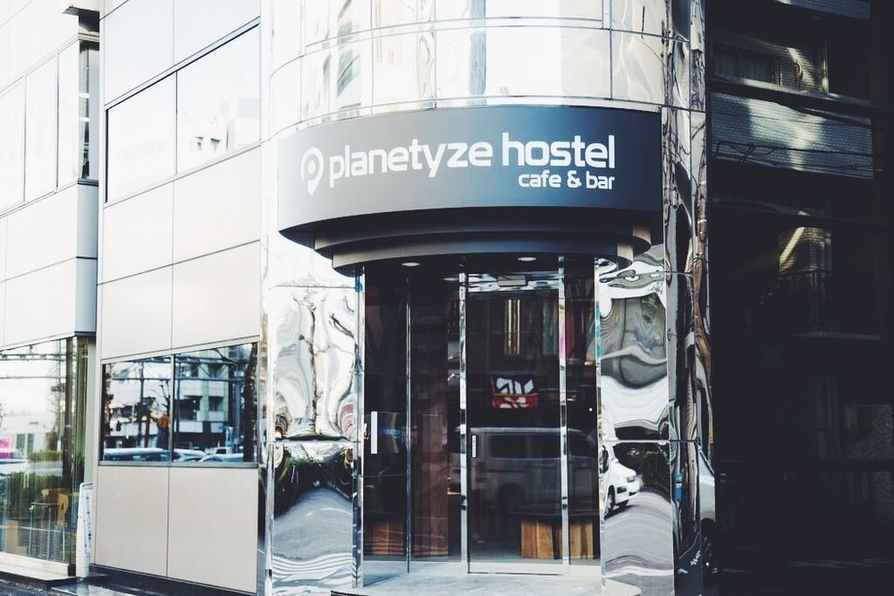 Planetyze Hostel *
