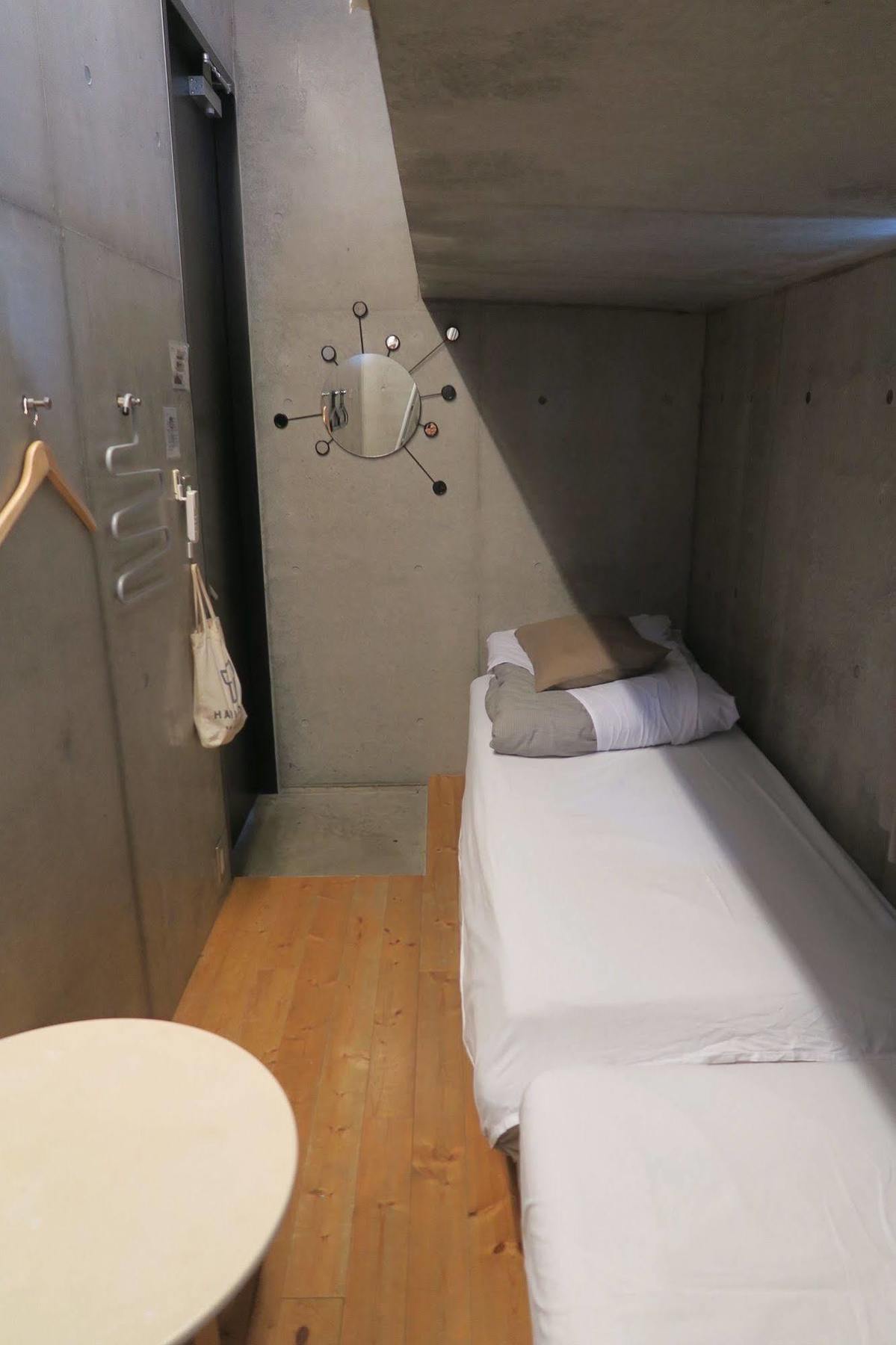Kangaroo Hostel *