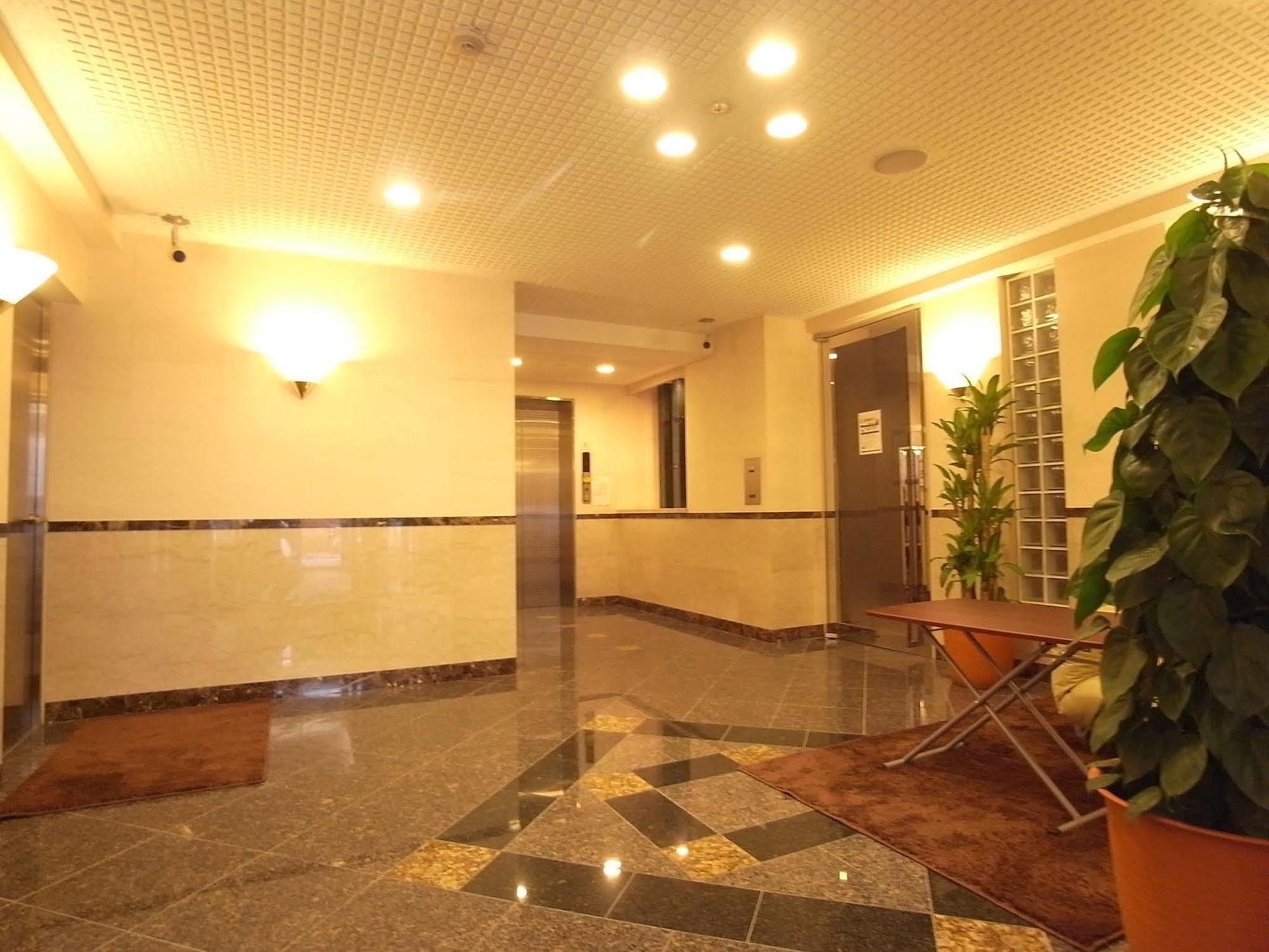 Palace Akasaka Nibankan Apartment
