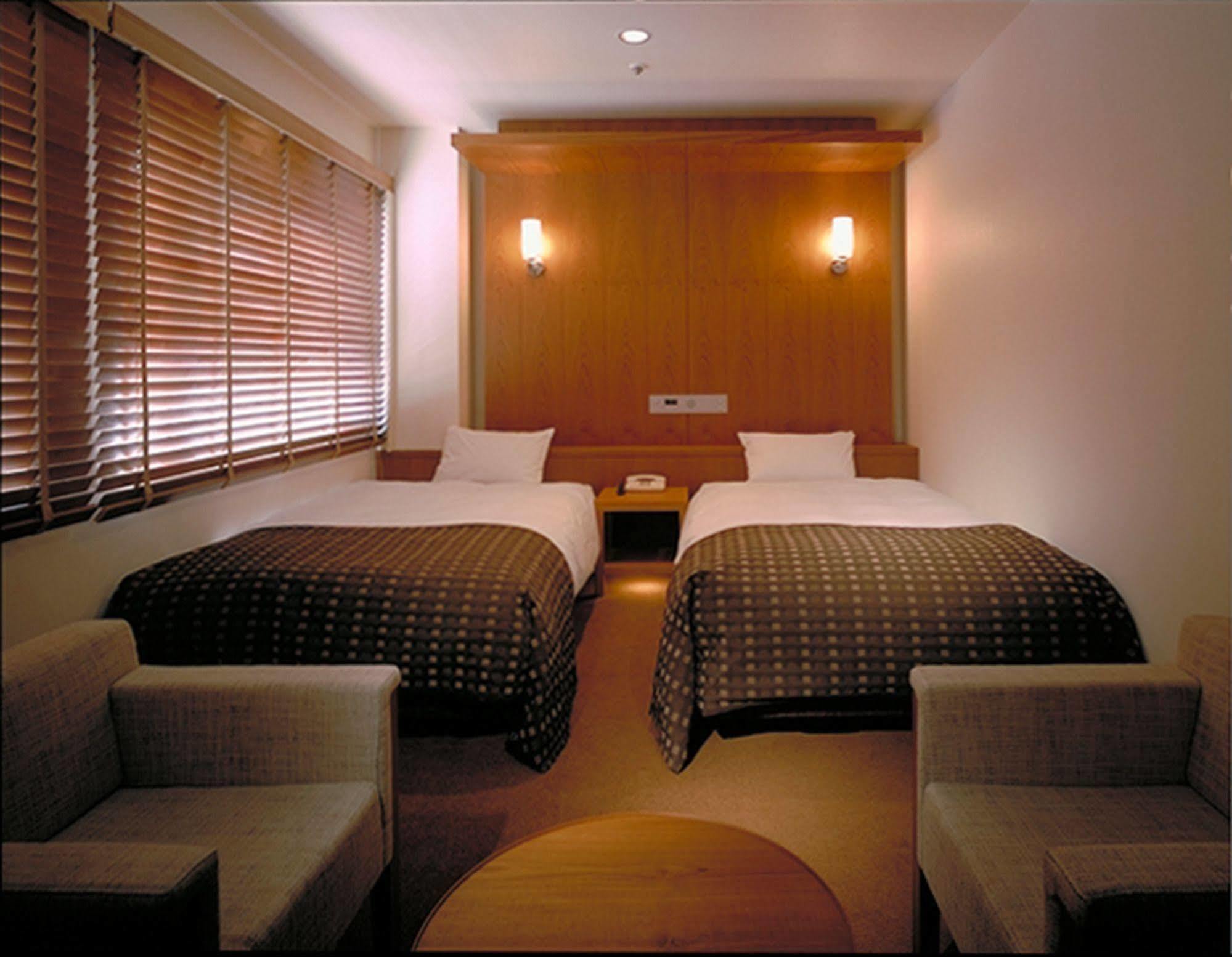 Hotel Park Side 3*