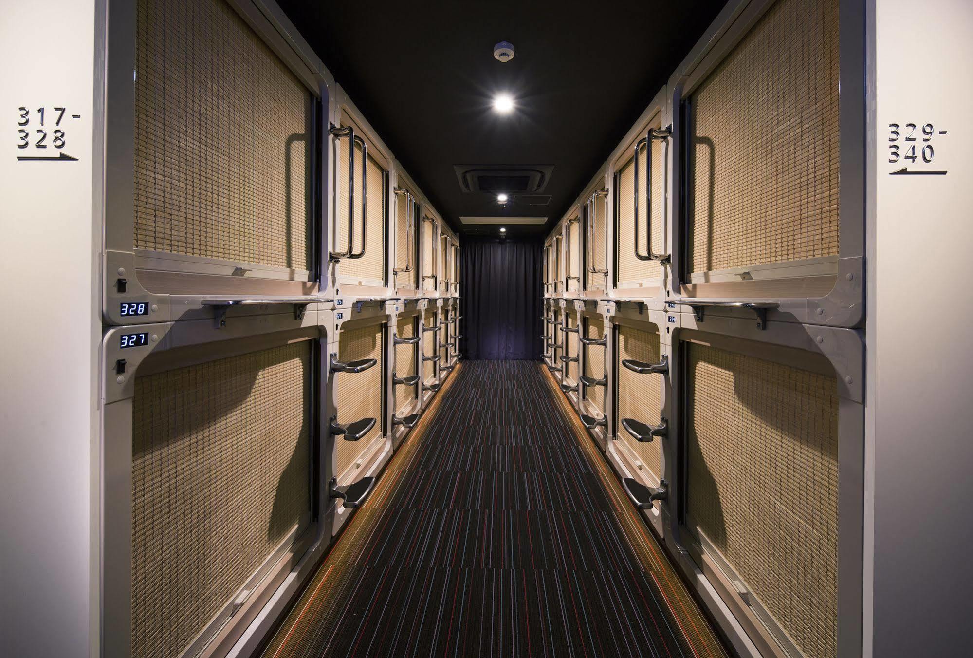 Ariake Bay Capsule hotel Tokyo