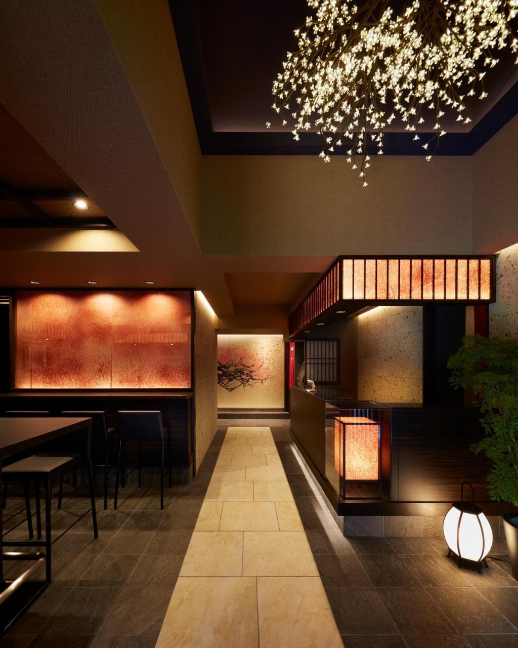 Sakura Sky Hotel 3*
