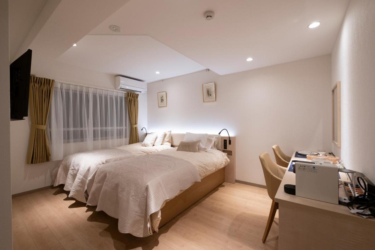 Nishi Shinjuku Apartment
