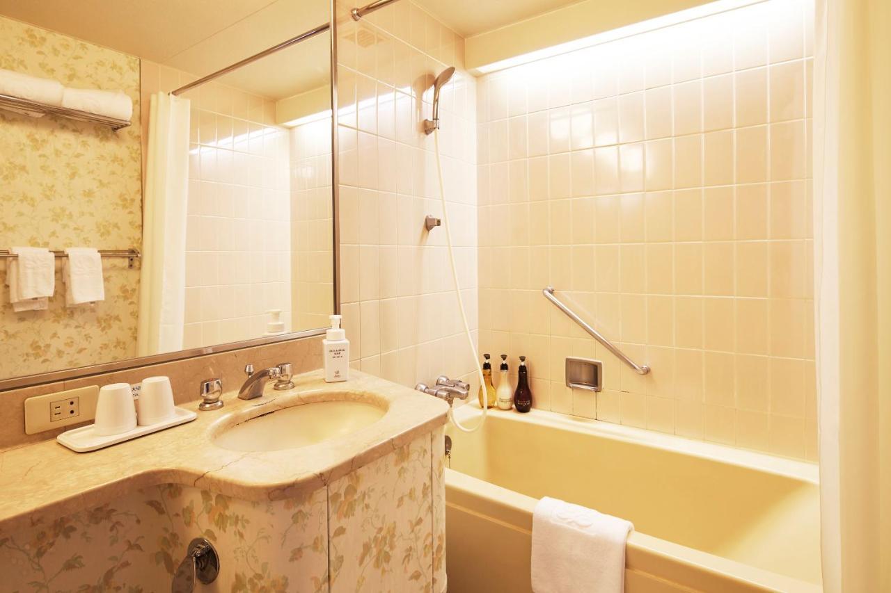 Hotel Tokyo Prince Hotel 4*