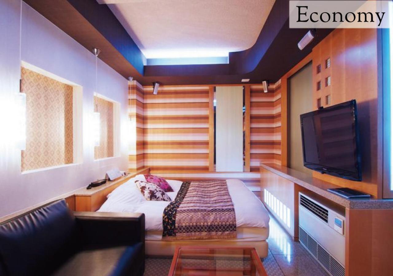 New York (adults Only) 2*
