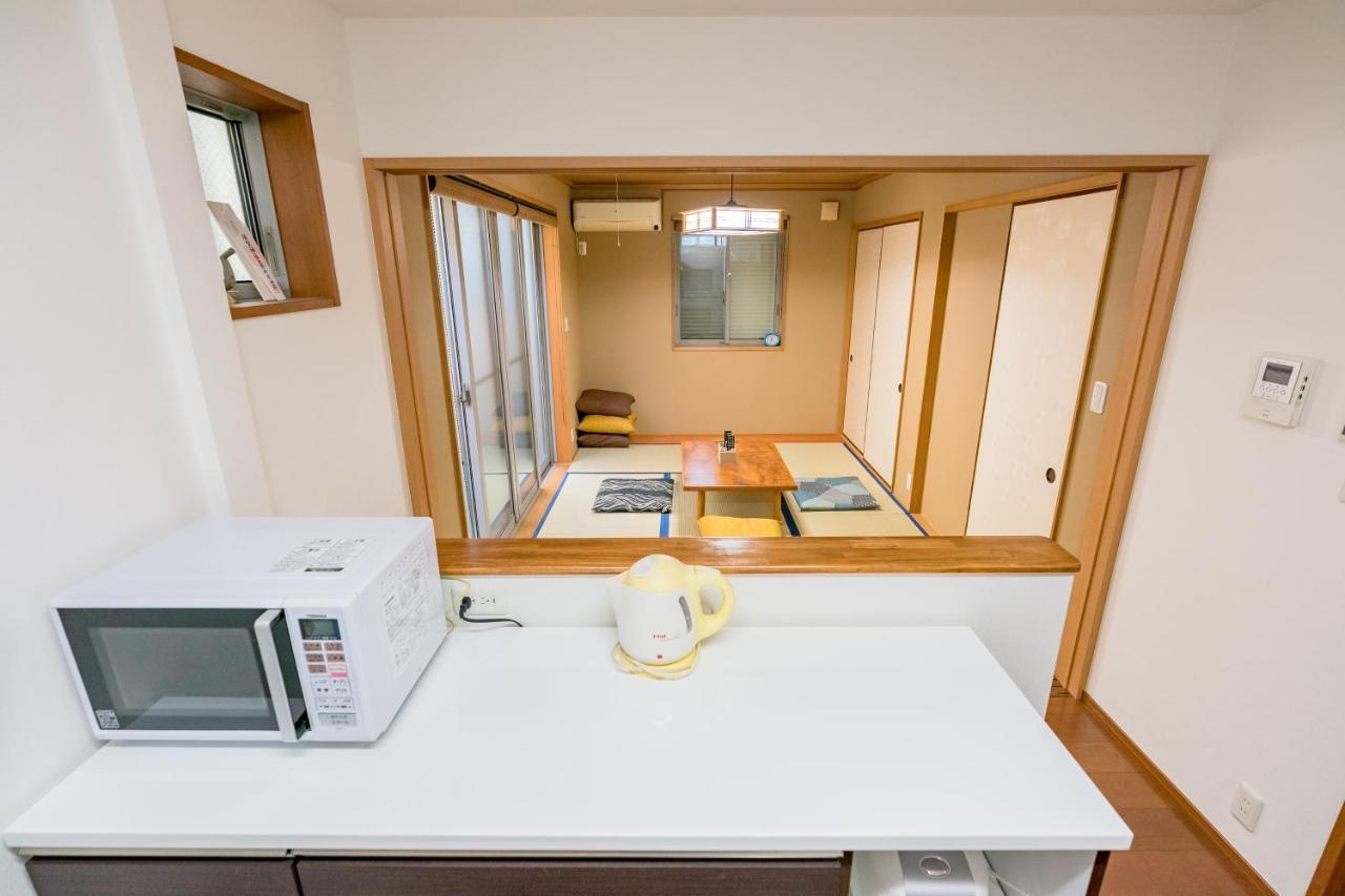 Yotsuya 110 Apartment