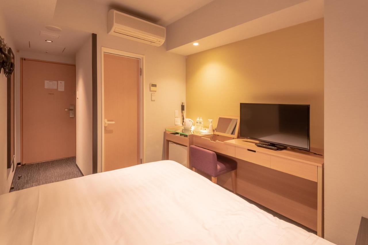 E Higashi Shinjuku 3*