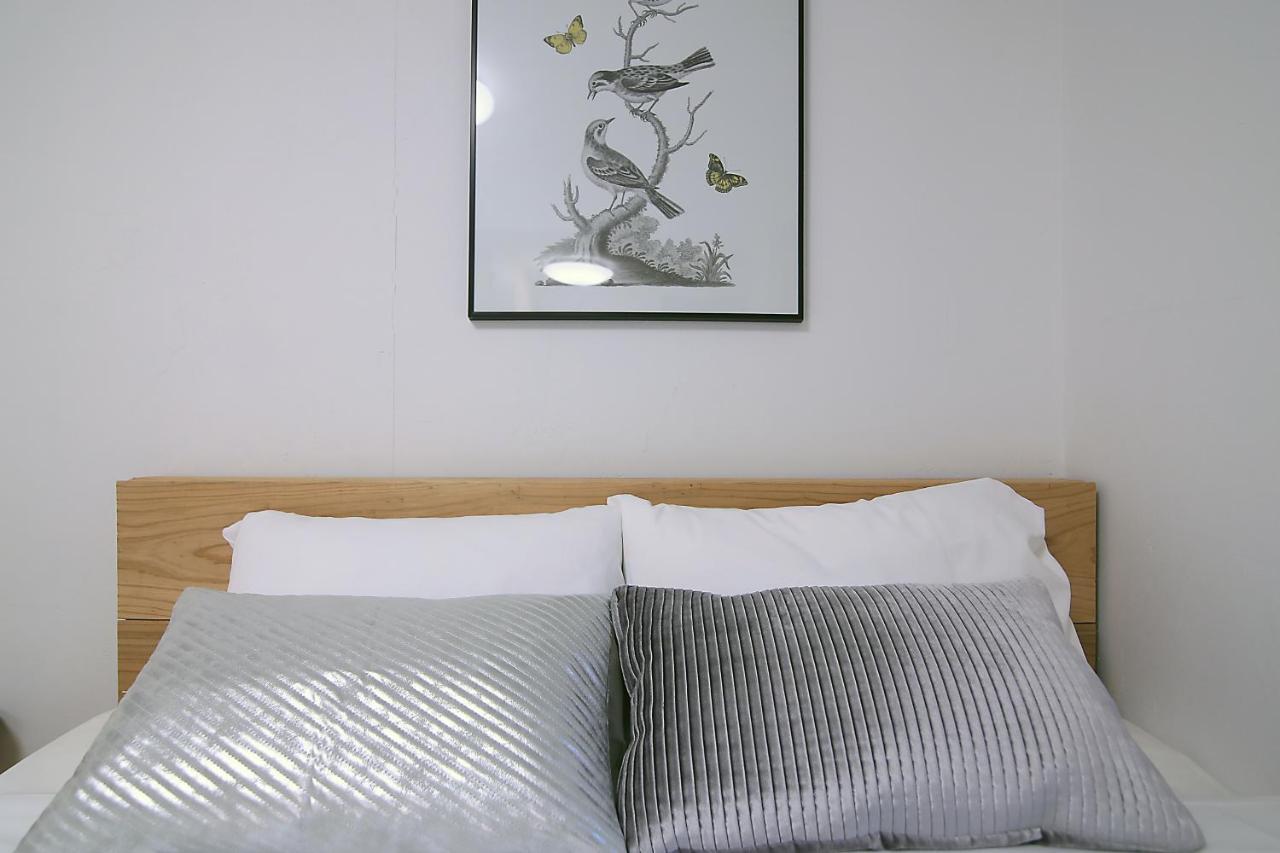 Rhodes Kagurazaka Hotel