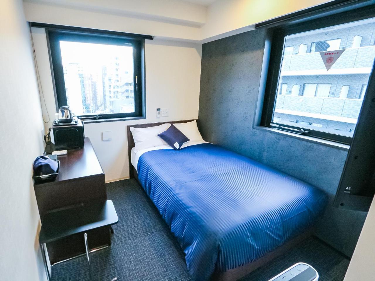 Hotel Livemax Shintomicho Tokyo