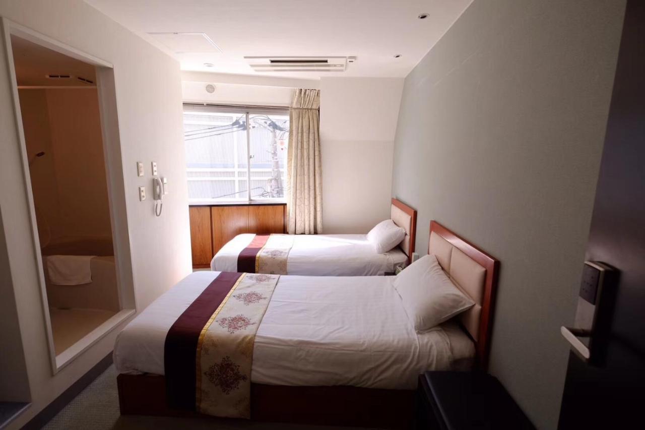Hotel Tabata Oji 3*