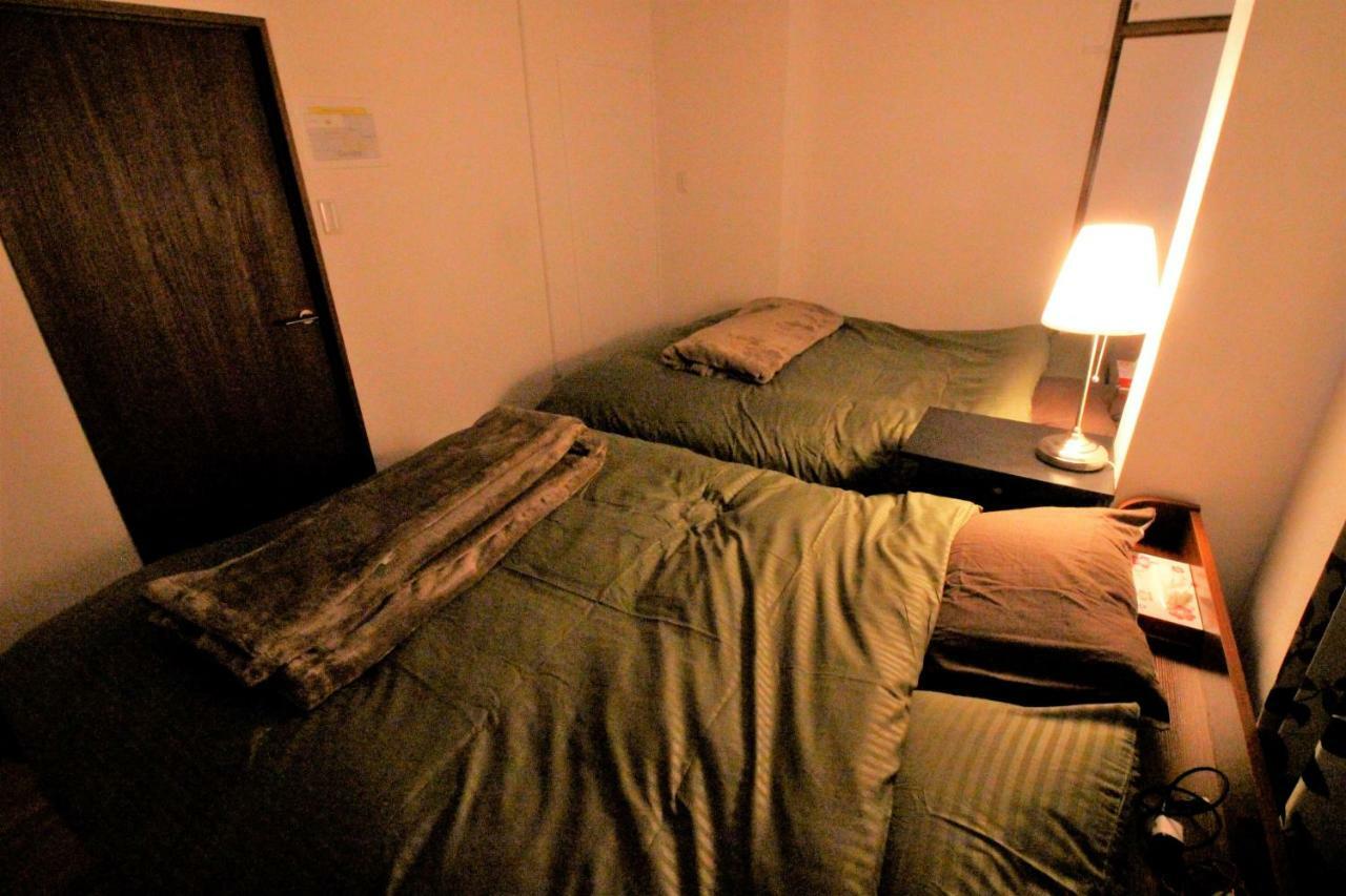 Apartment Field 5-6f