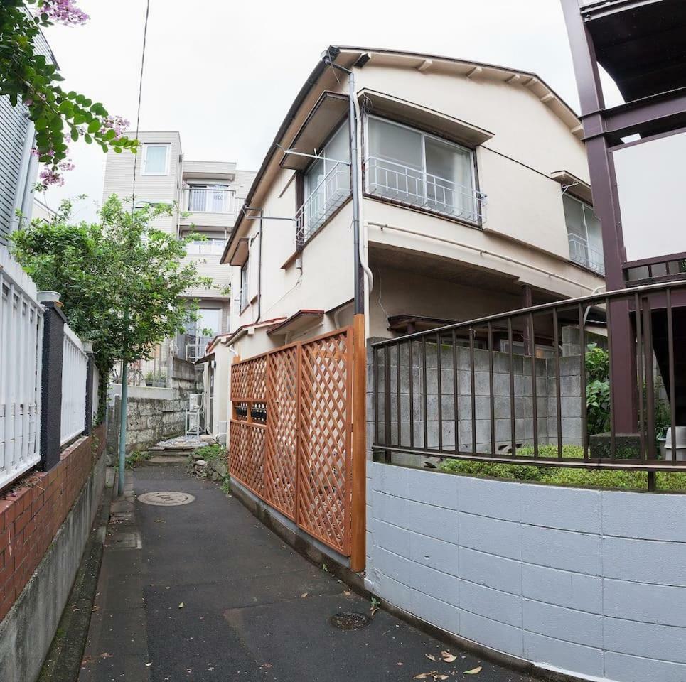 Takobeya Apartment Tokyo