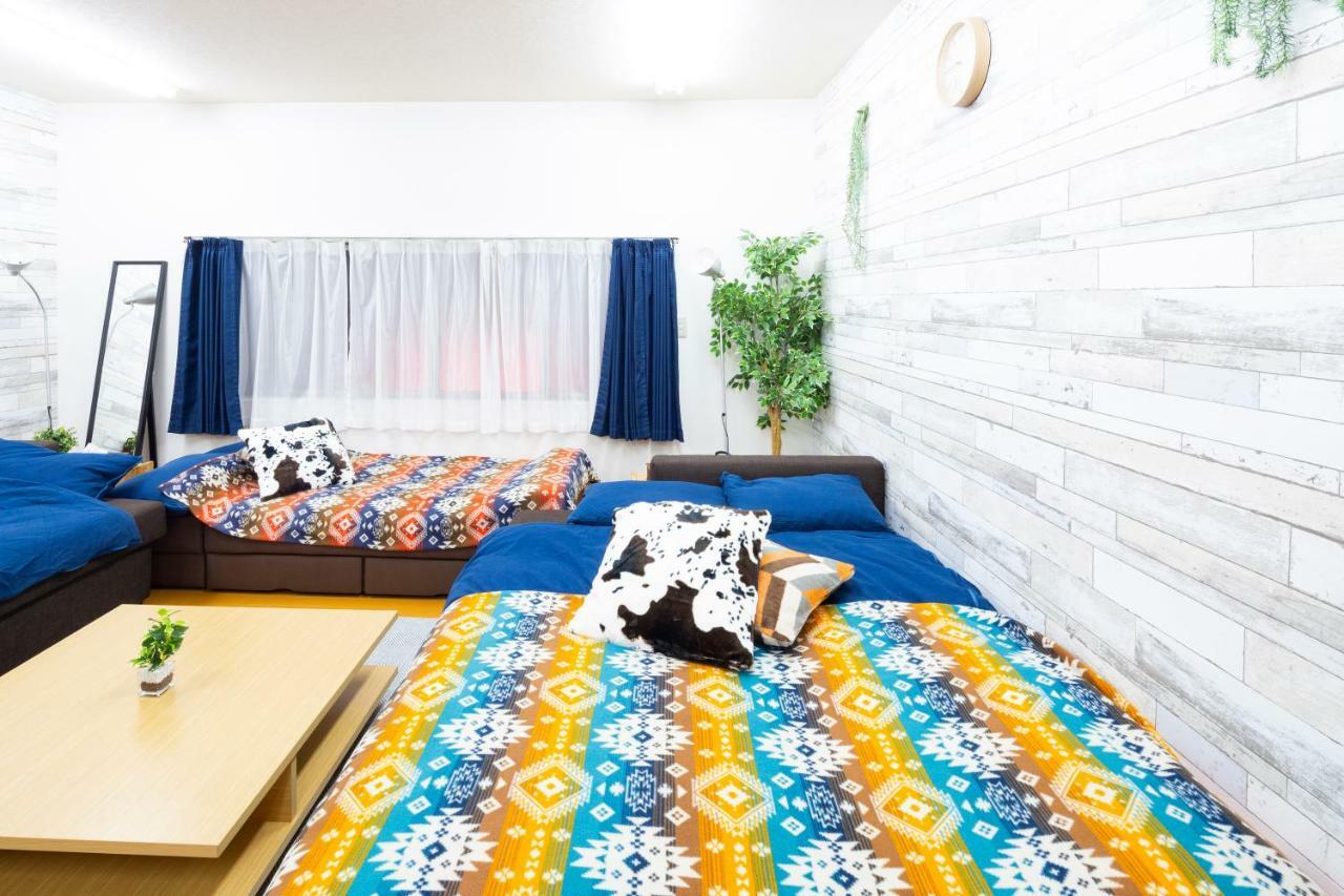 Nky Central Space In * Tokyo