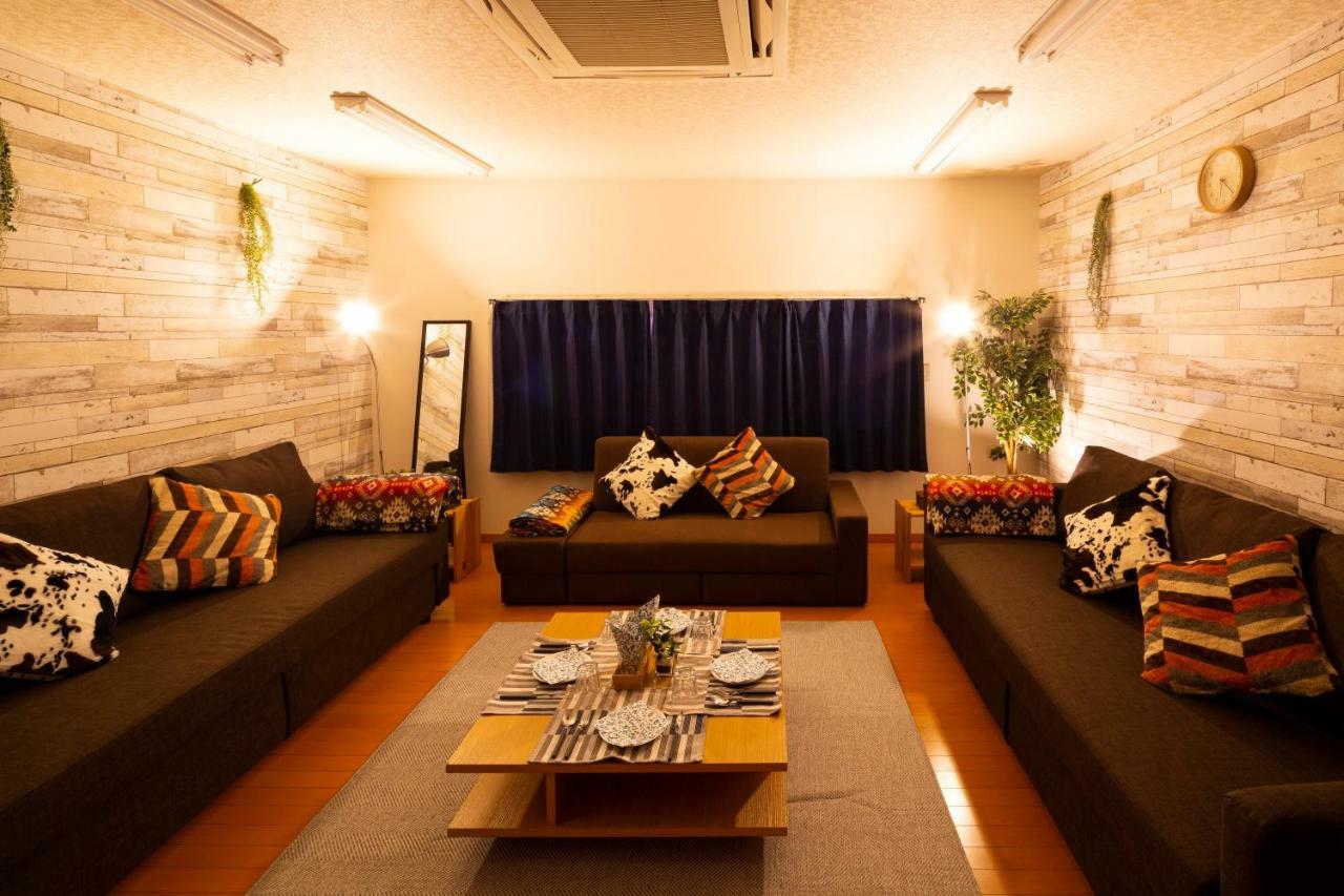 Nky Central Space In Tokyo
