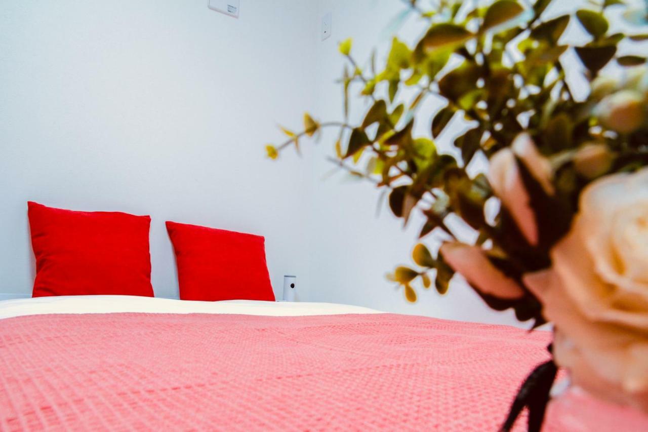 Apartment Alo 5 - Near Nippori, Sendagi, Yanaka Ginza - Self Check-in Tokyo