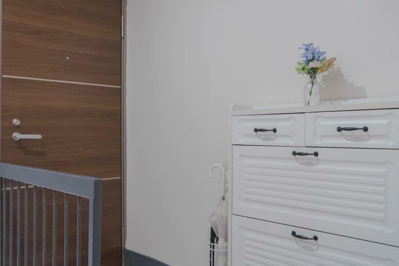 Apartment Mitsuba *